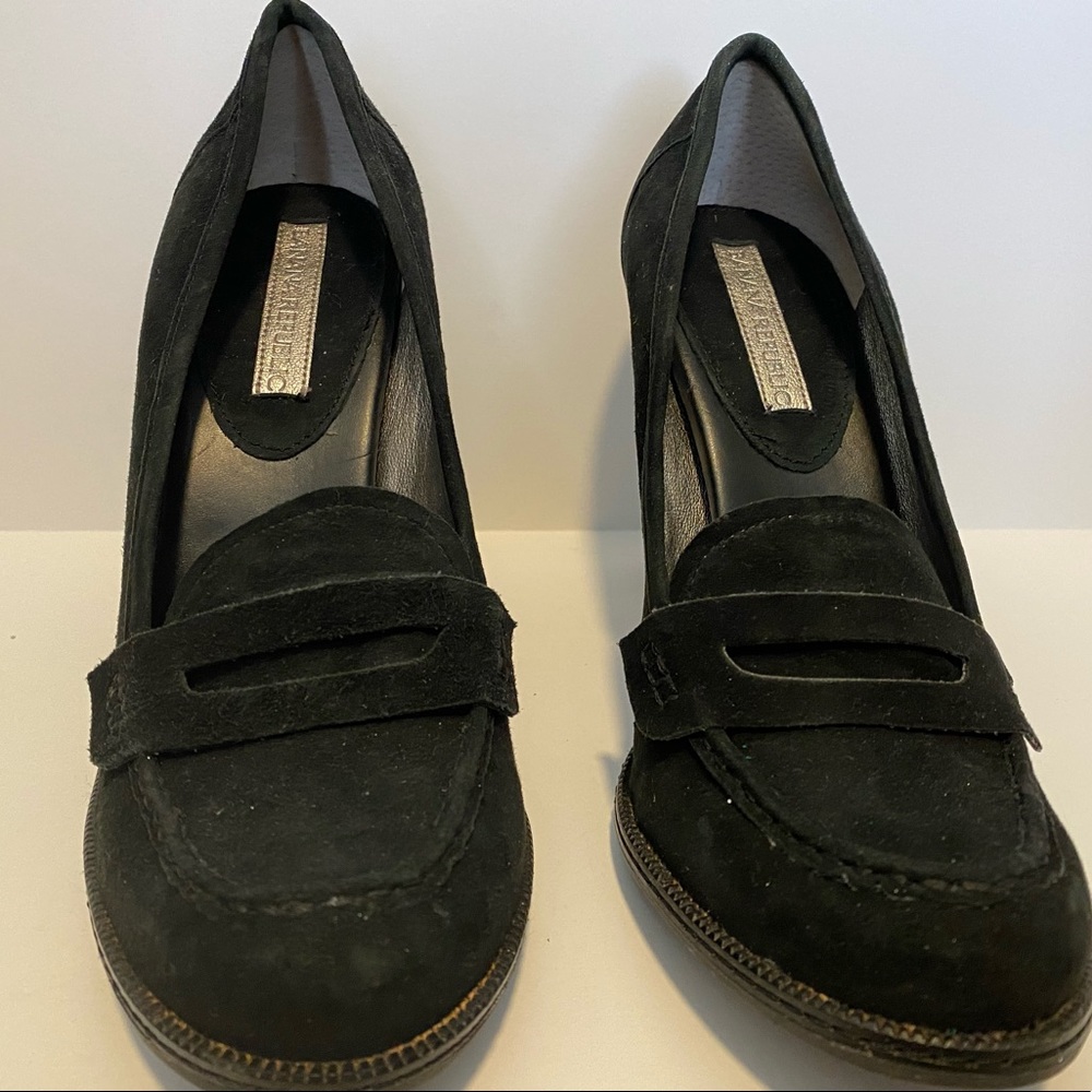 Banana Republic black suede 3.5" heel (8.5)